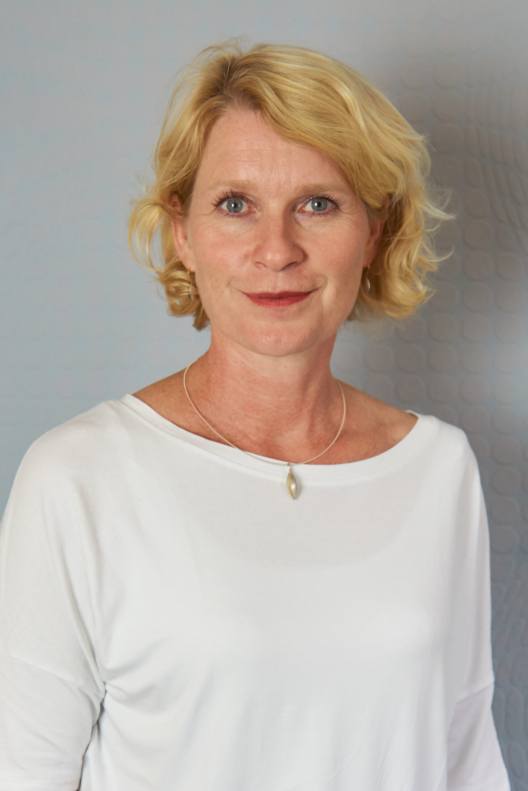 Dr. Annett Schömann